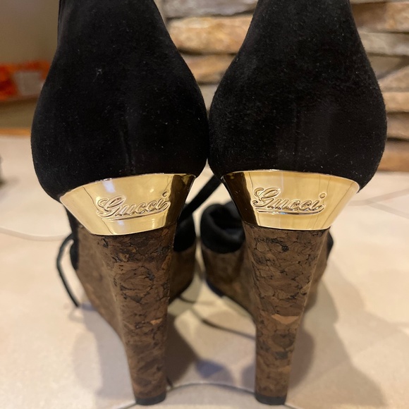 Preowned GUCCI wedges size 40 - Picture 1 of 4